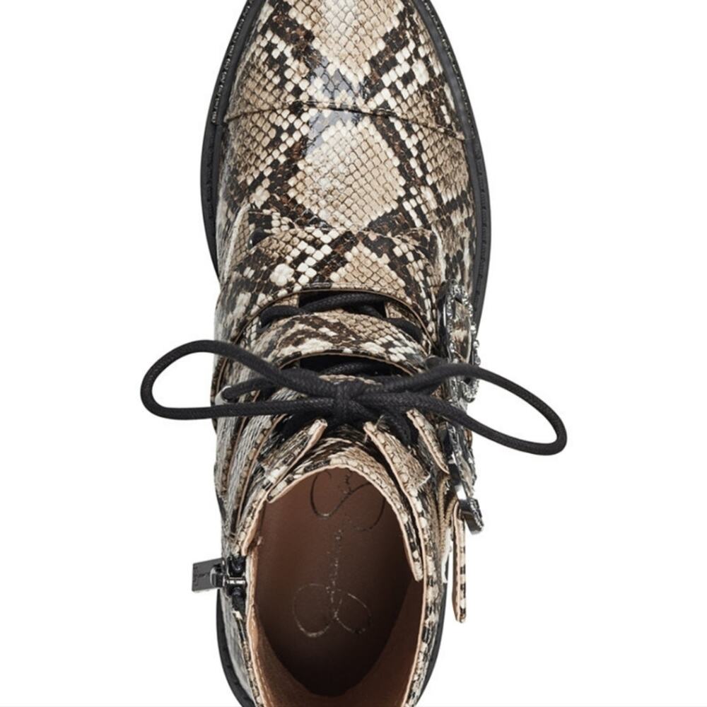 JESSICA SIMPSON NWT WOMENS KIRLAH BUCKLE STRAP LUG SOLE COMBAT BOOTS - Picture 5 of 8